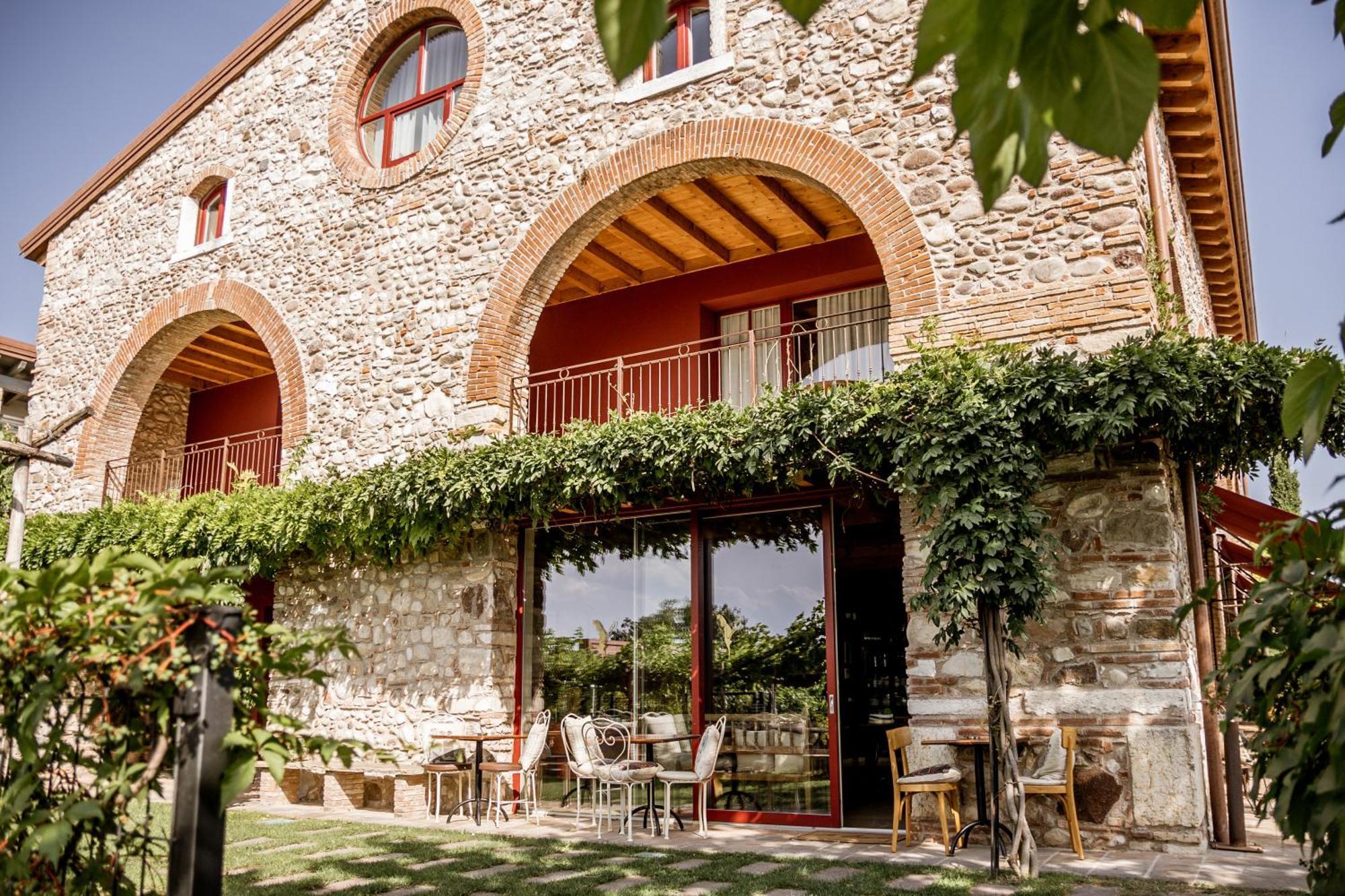 Le Greghe Suites Лацизе Экстерьер фото